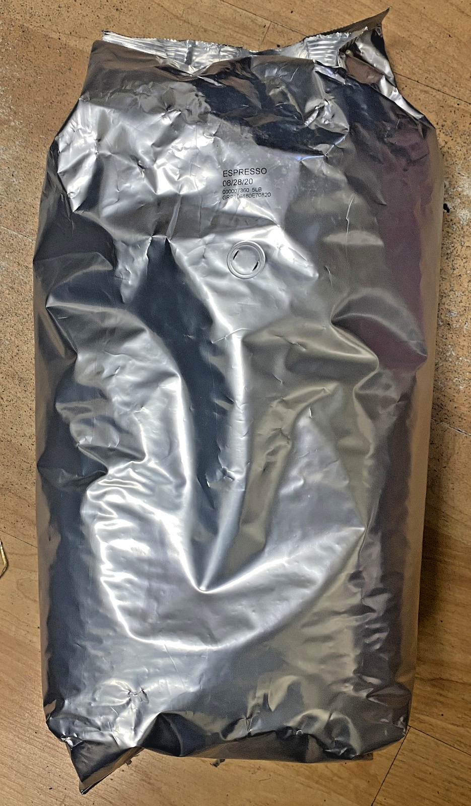 5 Lb Bag of Starbucks Espresso Coffee Whole Bean  Limited  BB 08/2020