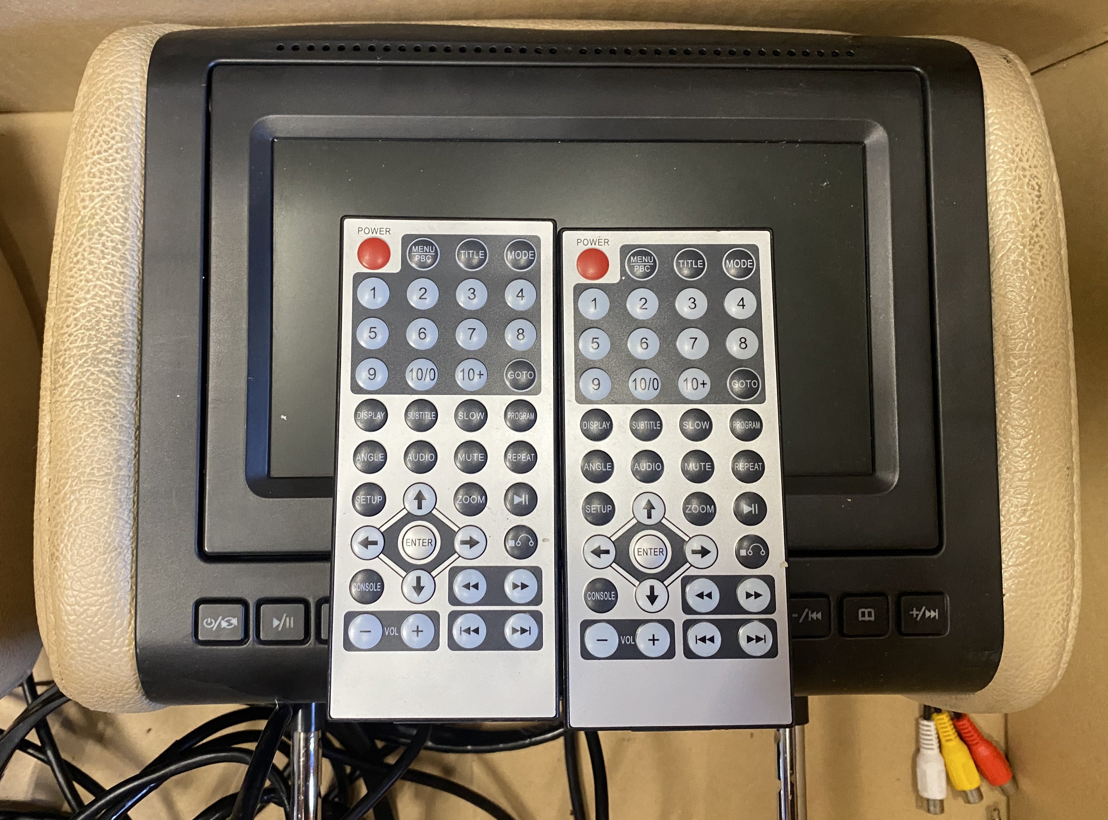 2 Pack Audiovox Avxmtghr1da 7 Widescreen Headrest Monitor Dvd